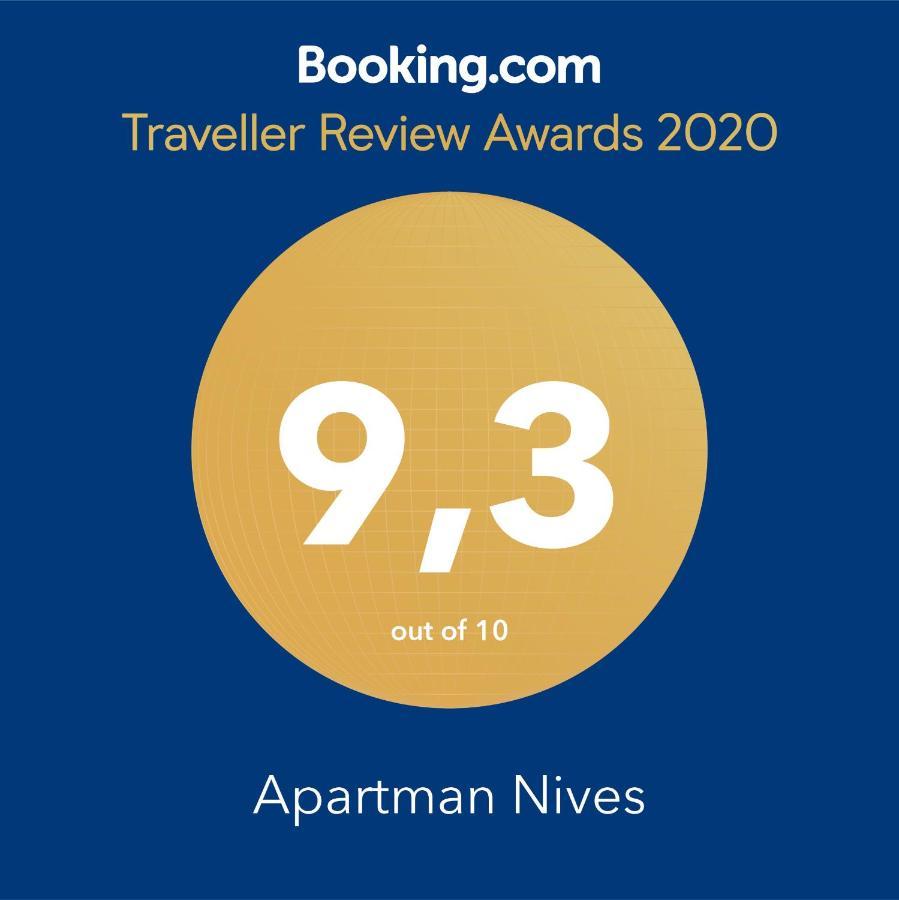 Apartman Nives Apartment โตรกีร์ ภายนอก รูปภาพ